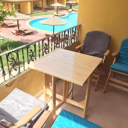 Pool View Apartment At British Resort - Unit 02 ฮูร์กาดา ภายนอก รูปภาพ