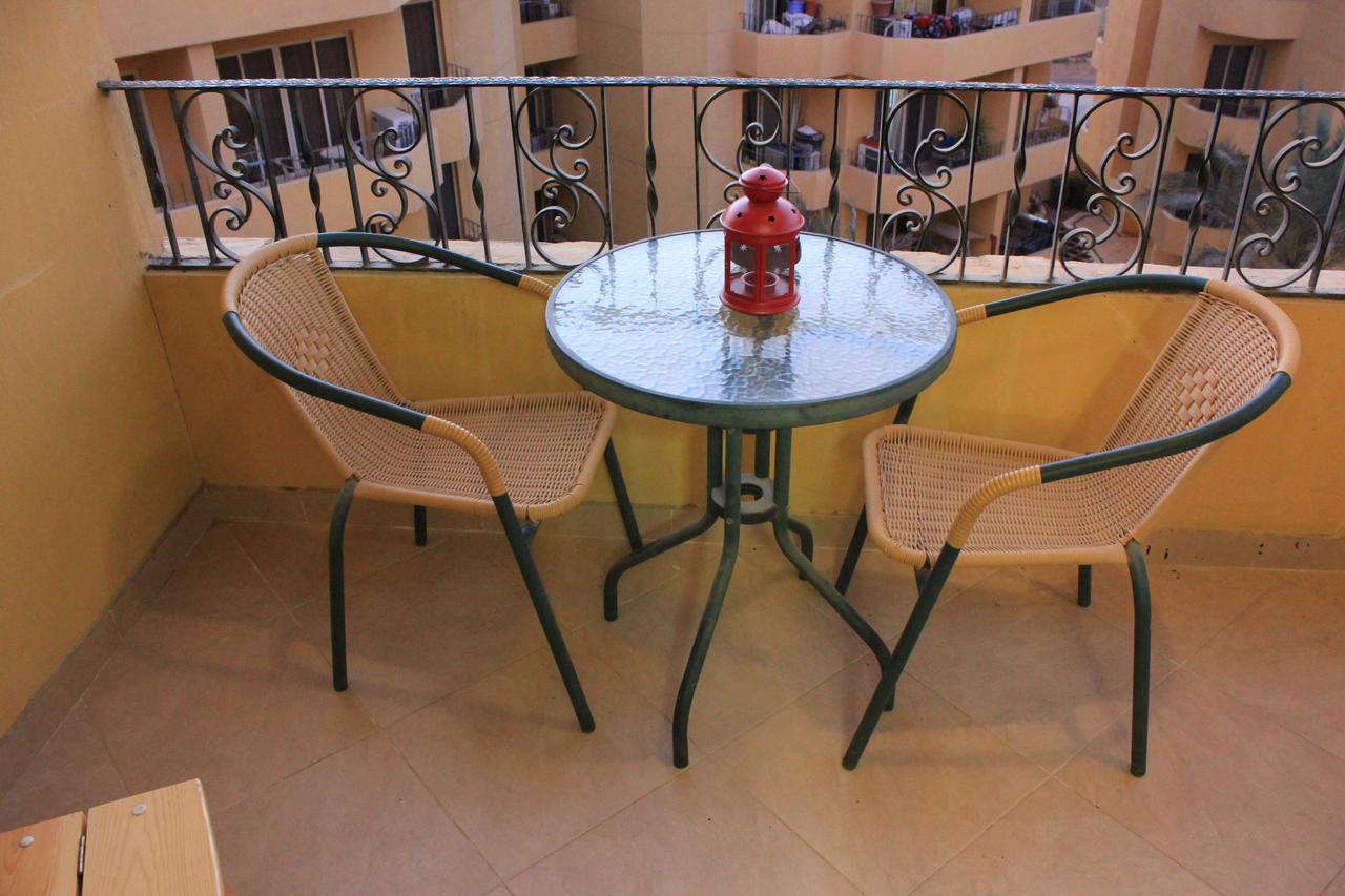 Pool View Apartment At British Resort - Unit 02 ฮูร์กาดา ภายนอก รูปภาพ