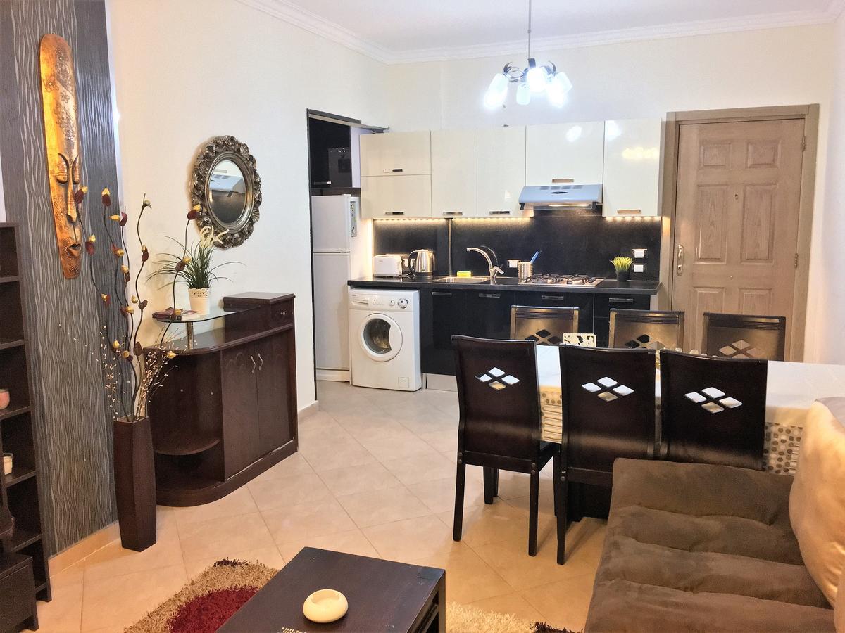 Pool View Apartment At British Resort - Unit 02 ฮูร์กาดา ภายนอก รูปภาพ
