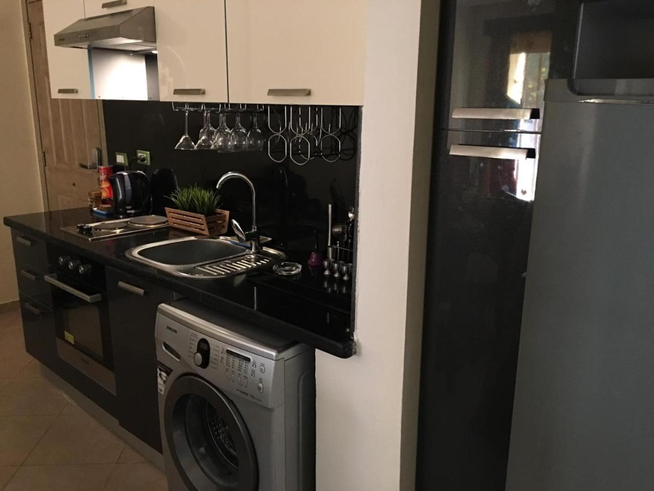 Pool View Apartment At British Resort - Unit 02 ฮูร์กาดา ภายนอก รูปภาพ